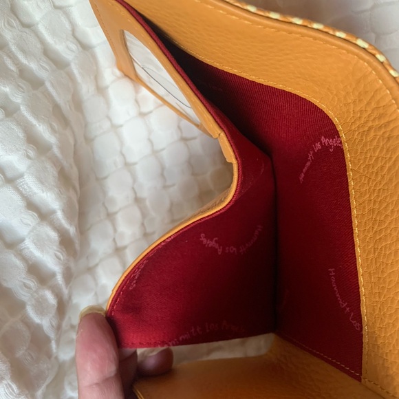 HAMMITT Levi NWT Trifold Wallet/Crossbody in Apricot Tan Snake - Picture 4 of 5